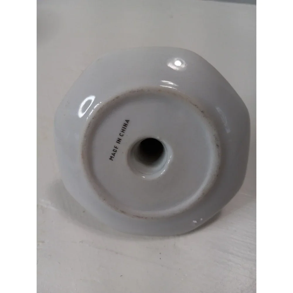 Vintage-Floral Ring holder-Made In China